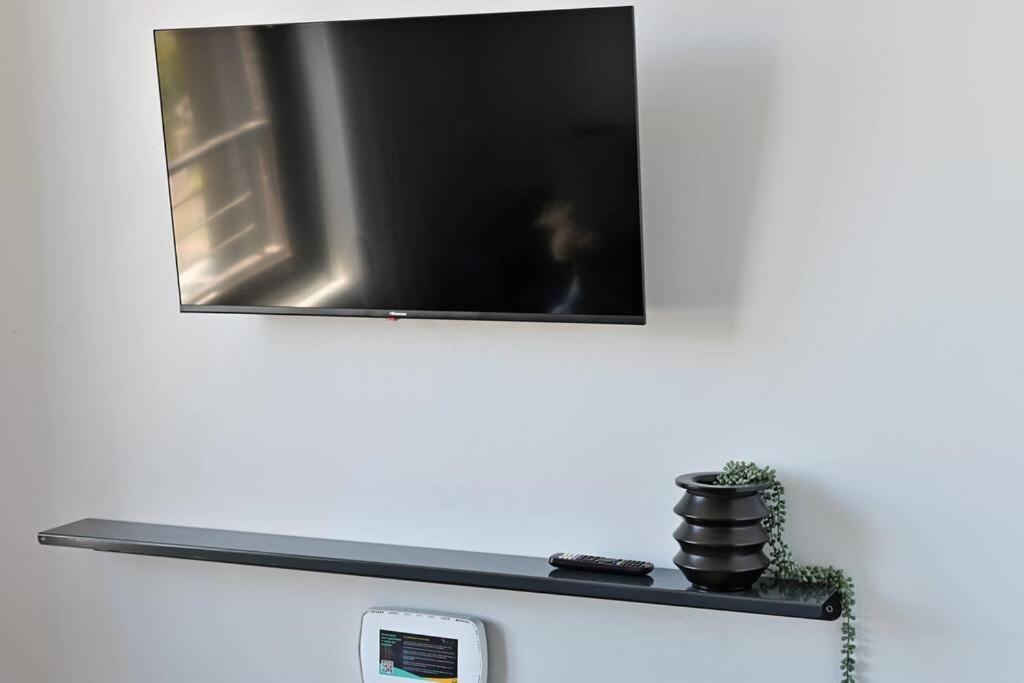 Apartment Sea Point Living With Rooftop Pool *
