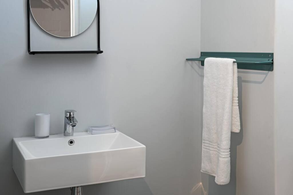 Sea Point Living With Rooftop Pool Apartment Cape Town